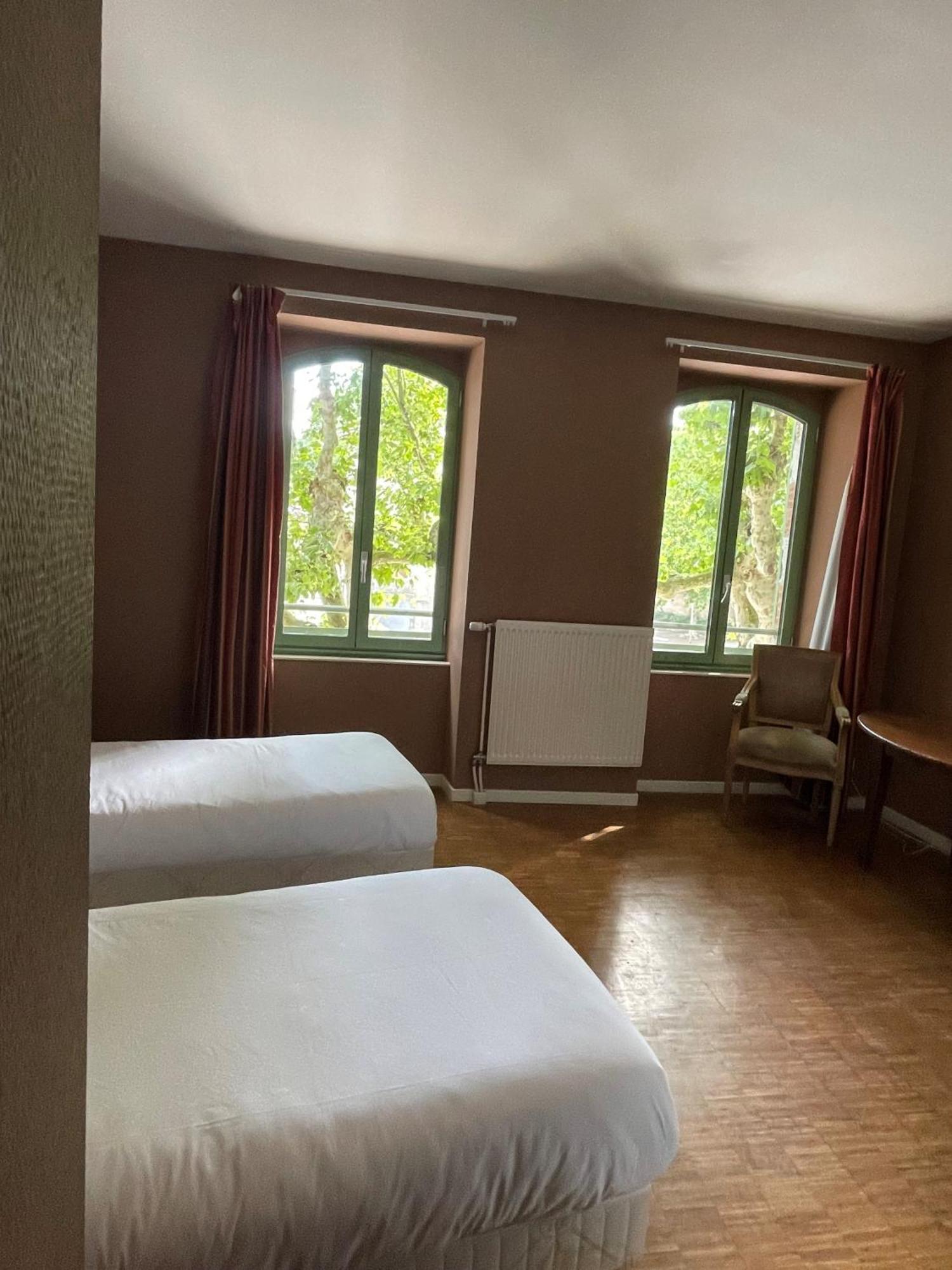 Hôtel De L'Horloge Auvillar Extérieur photo